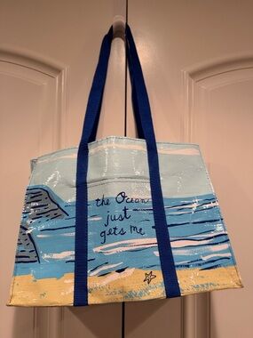 Blue Q Beach Tote Bag with Ocean Print and Quote zip Close Recycled